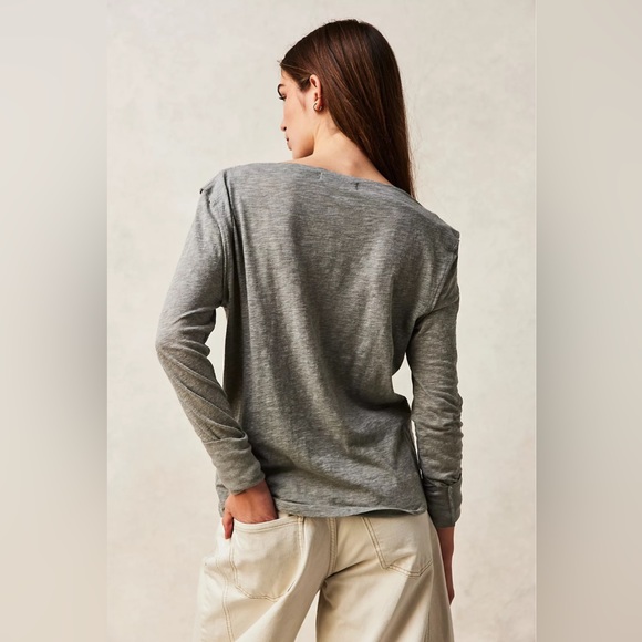 FREE PEOPLE Women’s Kimmi Long Sleeve Top Heather Gray color-SIZE X-Small - Picture 3 of 12